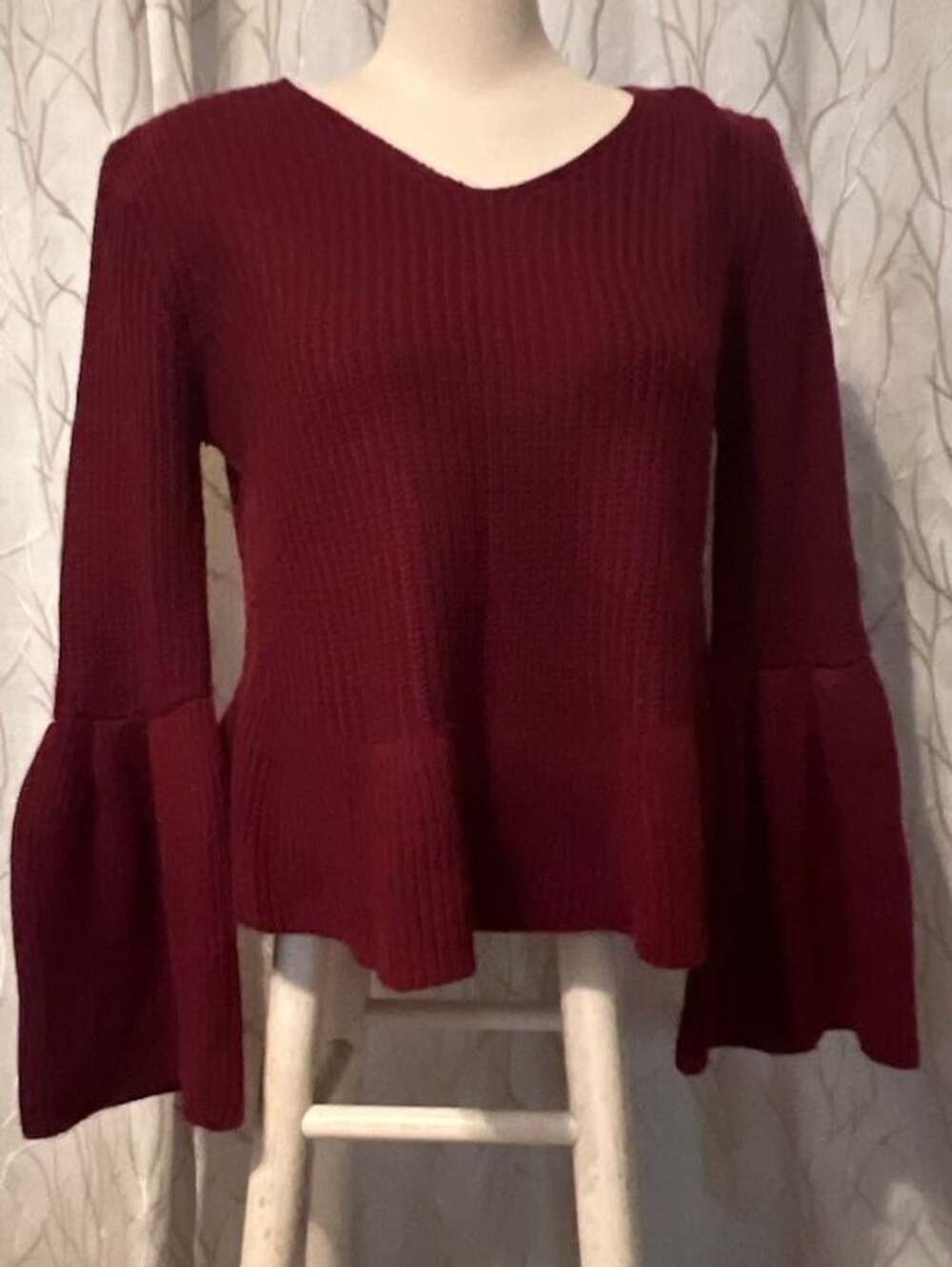 loveriche Ribbed Knit Bell Sleeve Sweater Wine Red